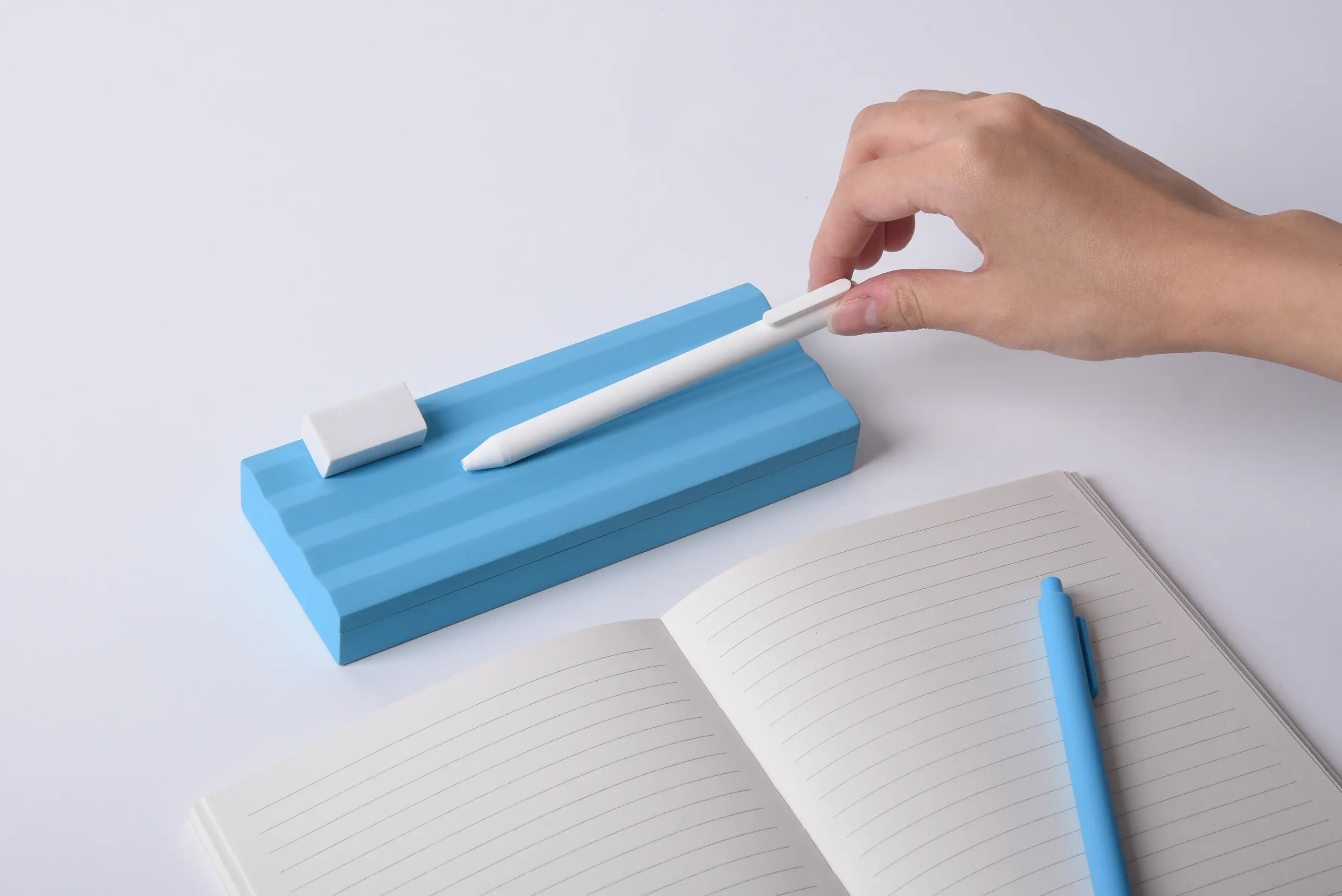 Image du Wave Pencil Box